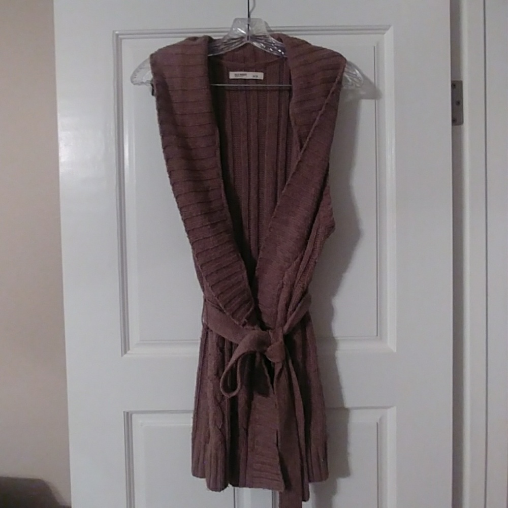 Heavy Knit, Sleeveless Cardigan Sweater